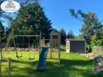 RUDNICK bietet STRESS- und PROVISIONSFREI*: Citynah wohnen in kpl. sanierten ehem. Bauernhaus - Gartenhaus und Spielturm (2)