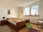 RUDNICK bietet ZENTRALE LAGE: Schöne 3-Zimmer Wohnung mit Balkon und Lift + GARAGE + STELLPLATZ - Schlafzimmer