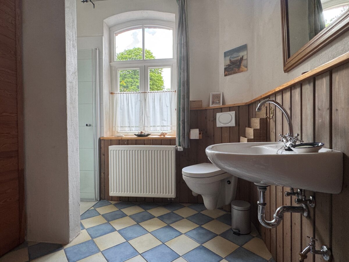 Badezimmer EG