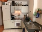 RUDNICK bietet KLEIN ABER OHO: vermietete 2-Zimmer Dachgeschosswohnung in Hemmingen-Arnum - Küche