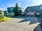 RUDNICK bietet TOP-RENDITE: Bürogebäude mit Fahrzeughalle in guter Lage - Rückansicht Nebengebäude