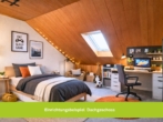 RUDNICK bietet STADTLAGE MIT EIGENEM GARTEN – Reihenmittelhaus mit Garage - Dachgeschoss Beispiel