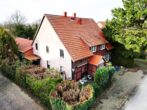 RUDNICK bietet: ROHDIAMANT in ländlicher Umgebung von Stadthagen. Einfamilienhaus mit Charme - Drohnenbild