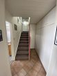 Rudnick bietet REIHENENDHAUS in HANNNOVER-SEELHORST - Treppenaufgang