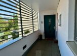 RUDNICK bietet WOHNTRAUM mit GRÜNER OASE - Eingang Wohnung