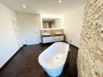 RUDNICK bietet NEU statt ALT: Traumhaus in ruhiger Bestlage von Steinhude - Badewanne freistehend