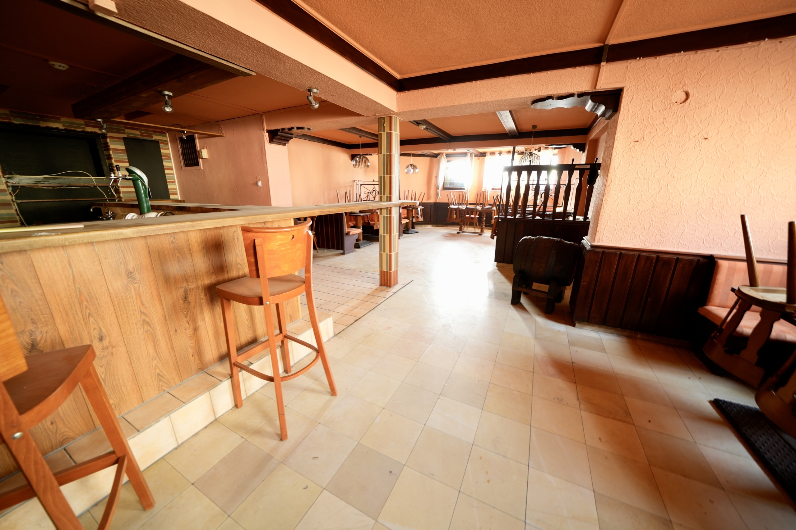 Bar im Souterrain