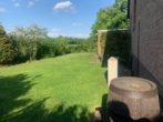 großer und pflegeleichter Garten