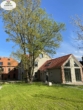 RUDNICK bietet STRESS- und PROVISIONSFREI*: Citynah wohnen in kpl. sanierten ehem. Bauernhaus - die Eiche grünt