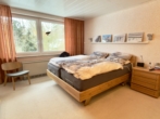 RUDNICK bietet VIEL PLATZ MIT TRAUMHAFTEM AUSBLICK: Geräumiges Einfamilienhaus mit Potential - Schlafzimmer (DG)
