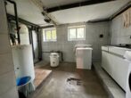 RUDNICK bietet ZENTRAL WOHNEN: Schönes Einfamilienhaus mit Potenzial - Waschküche (Keller)