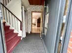 RUDNICK bietet ZENTRAL WOHNEN: Schönes Einfamilienhaus mit Potenzial - Eingangsbereich