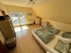 RUDNICK bietet: PLATZ OHNE ENDE... Riesiges 2 Familienhaus - PROVISIONSFREI für den Käufer - Schlazimmer mit 2 Ankleidezimmern / Wohnung 2