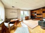 Rudnick bietet BEZAHLBAR + POTENTIAL: Doppelhaushälfte auf Eckgrundstück mit Erweiterungspotential - Wohn- / Esszimmer