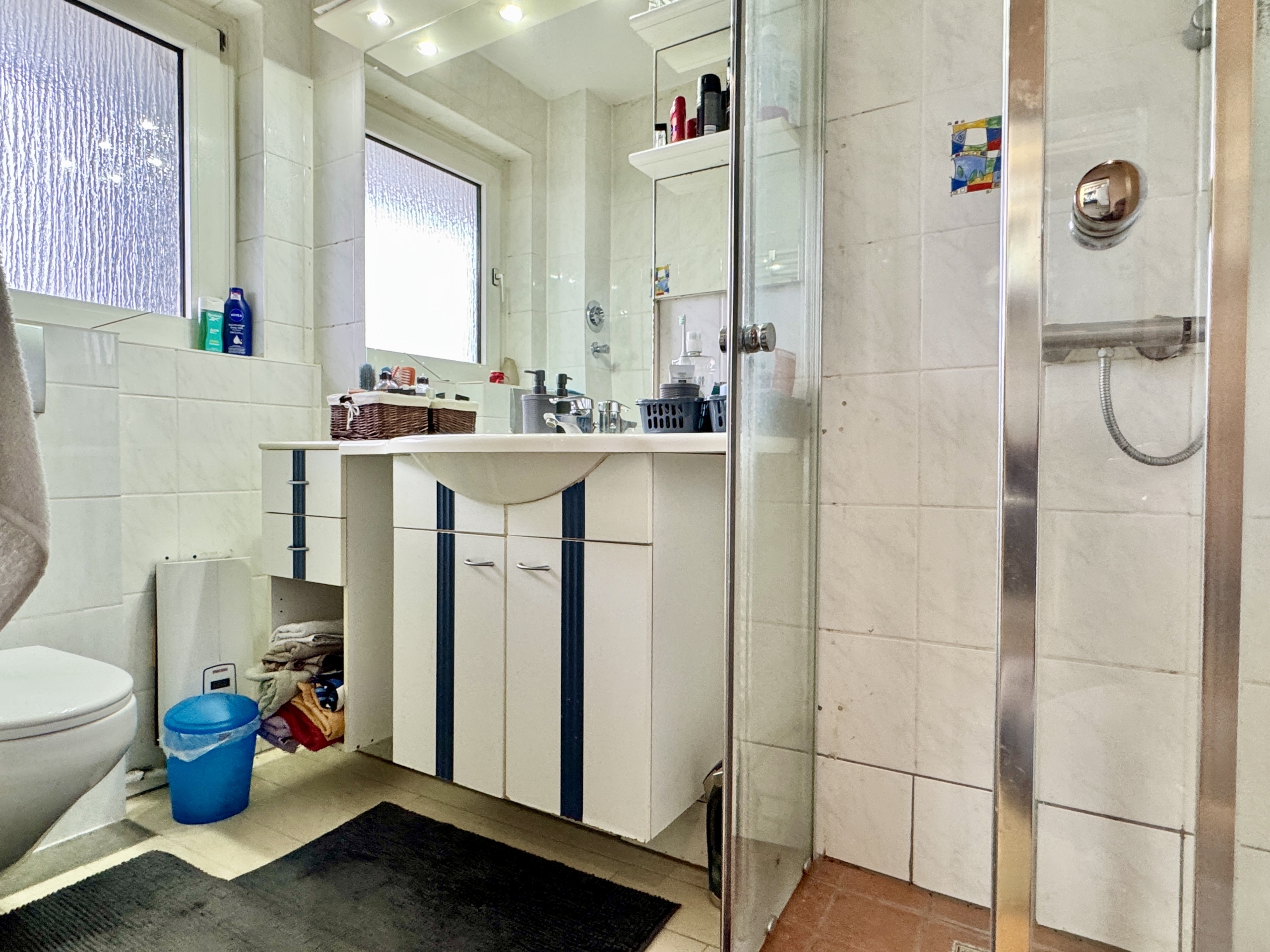 Bad mit Dusche